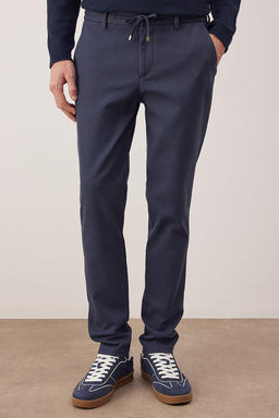 Lacivert Regular Fit Dokulu Rahat Erkek Pantolon TMNAW26PL00007