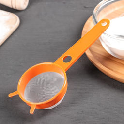 Цена за 3 шт. Сито кухонное Альтернатива, d=7.5 см, малое, пластик, МИКС