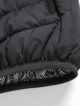 Мужской лёгкий стёганый жилет Valianly с капюшоном черного цвета 9635_1Ch