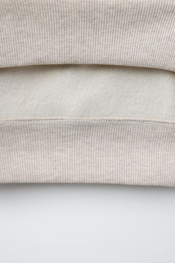 SUDADERA PICO CEREZAS / Arena / Vigor?