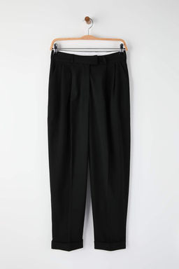 Siyah Pilili Genis Paca Extra Wide Leg Dokumlu Kumas Pantolon TWOAW26PL00155