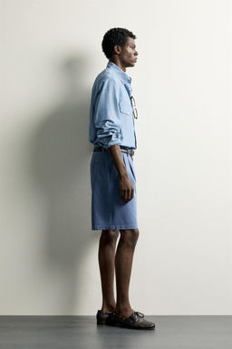 BERMUDA REGULAR  FIT PLIEGUES / Azul - Zara фото 4
