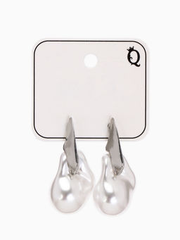 Цена за 2 шт. Серьги жемчуг "Капля борроко", цвет белый в серебре
