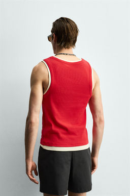 CAMISETA TANK RIB DOBLE / Blanco / Rojo