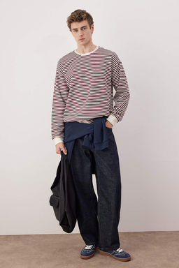 TRENDYOL MAN Siyah Oversize/Genis Kesim Cizgili Ici Polar/S?cak Tutan Sweatshirt TMNAW24SW00065 - Trendyolmilla фото 31