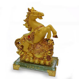 Лошадь символ 2026 года символ силы мощи достижения цели и победы 16см-13см