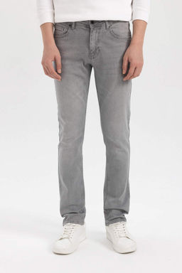 Pedro Slim Fit Джинсовые брюки узкого кроя с нормальной талией и узкими штанинами