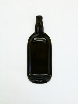 Тарелка бутылка, сервировочная