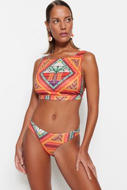 Tropikal Desenli Normal Paca Bikini Alt? TBESS22BA0306