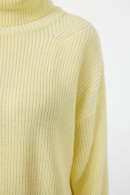 Ac?k Sar? Genis Kal?p Bal?kc? Yaka Triko Kazak TWOAW25KZ00131