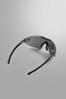 GAFAS DE SOL EASSUN X ATHLETICZ / Gris