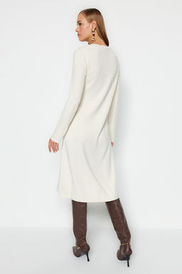 Ekru Midi Triko Super Genis Kal?p Suveterli Elbise TWOAW24EL00012