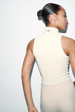 TOP MANGA SISA CUELLO ALTO / Blanco roto - Zara фото 5