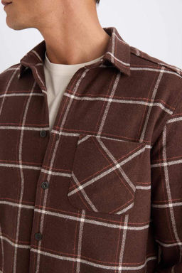 Фланелевая рубашка стандартного кроя с воротником поло и длинными рукавами в клетку - Defacto фото 5