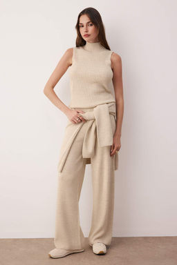 Bej Aksesuar Detayl? 3lu H?rka-Bluz-Pantolon Triko Tak?m TWOAW26AU00049 - Trendyolmilla фото 2