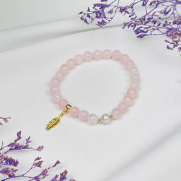 Браслет из мадагаскарского Розового кварца и Жемчуга с подвеской "Перо" 17 см