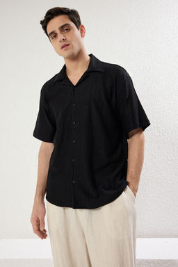 TRENDYOL MAN Siyah Oversize Dokulu Esnek Rahat Orme Kumas Gomlek TMNSS25GO00006 - Trendyolmilla фото 2