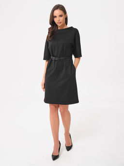 Платье с цельнокроеным рукавом