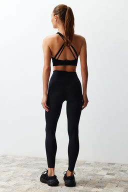 Premium Siyah 2. Katman ile Ekstra Kar?n Toparlay?c? Push Up Tam Boy Orme Spor Tayt THMSS24TY00015 - Trendyolmilla фото 8