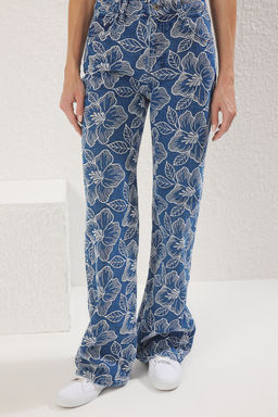 Koyu Mavi Jakarl? Cicek Desenli Normal Bel Wide Leg Jeans TWOSS25JE00202 - Trendyolmilla фото 3