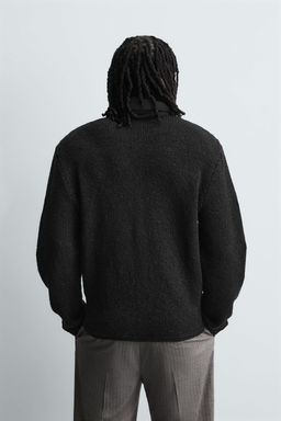 SHINY TEXTURED CARDIGAN