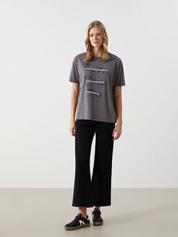 Bisiklet Yaka Bask?l? Oversize Kad?n Ti??rt