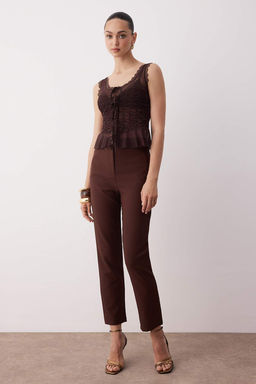 Kahverengi Dokuma Dar Paca S?k/Gece Pantolon TPRAW23PL00000