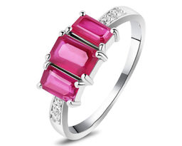 Кольцо, 1 рубин корунд октагон 4х6 мм/0.77 ct. , 2 рубин корунд октагон 3х5 мм/0.82 ct., Мульти