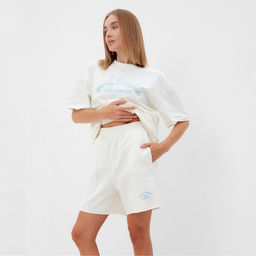 Костюм женский: футболка, шорты, MINAKU: SPORTY & STYLISH, экрю, размер 46