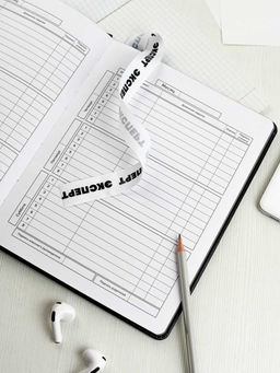 Дневник школьный арт. 69734 / 15 ФРАЗЫ С ХАРАКТЕРОМ