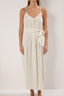 Bej Dokuma Buzgulu Maxi Plaj Elbise TBESS25EL00086