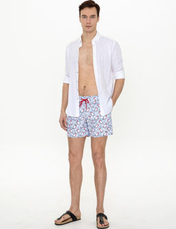 Светло-серые шорты для плавания