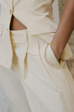 PLEATED TROUSERS - Zara фото 2