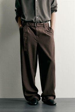 PANTAL?N RELAXED FIT PLIEGUES CINTUR?N / Marr?n / Topo - Zara фото 2