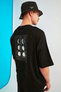 TRENDYOL MAN Siyah Oversize/Genis Kesim K?sa Kol Uzay Bask?l? %100 Pamuklu T-Shirt TMNSS21TS0617 - Trendyolmilla фото 3