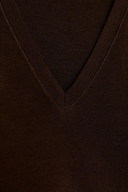 CAMISETA ESCOTE PICO / Marr?n - Zara фото 8