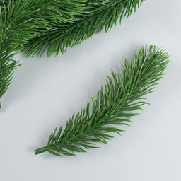 Цена за 5 шт. Декор для творчества «Еловая веточка» светло-зелёная 14.5 см