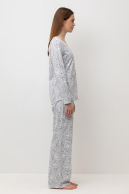 Е 20041/24/светло-серый,нежные цветы пижама жен