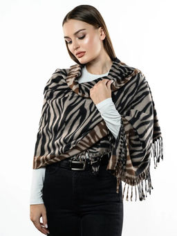 Яркий палантин с анималистичным принтом