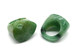 Кольцо перстень из авантюрина зеленого Капля