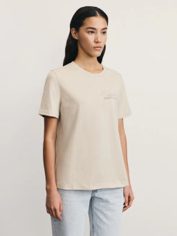 Базовая футболка с вышивкой / Zarina  фото 5