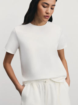 Хлопковая футболка прямого кроя / Zarina