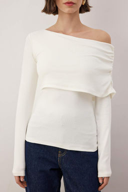 Trendyolmilla Siyah Asimetrik Yaka Fitted/Vucuda Oturan Esnek Orme Bluz TWOAW25BZ00262  фото 13