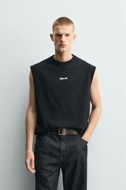 CAMISETA TANK RELAXED FIT GR?FICO CUADRO / Negro