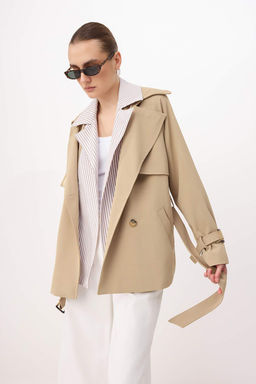 Bej Cizgili Gomlek Yaka Detayl? Kruvaze Kapama Midi Trenckot TWOSS26TR00005