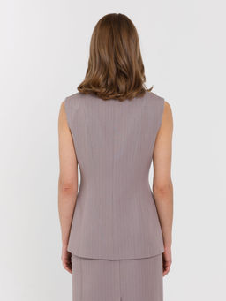 Жилет в полоску