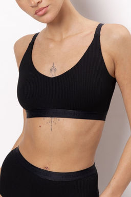 158c64fe74d469bd1e8c4dc70221abd23vujt3q3y8mftkev55