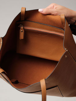 Сумка Deboro 30885 коричневый лист