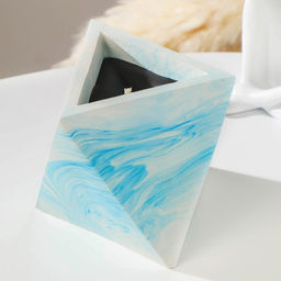 Свеча фигурная ароматическая в бетоне "Ромб", 13,5х9 см, черный, черная смородина