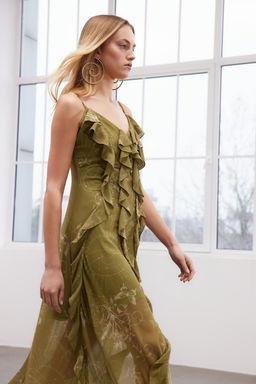 TRENDYOLMILLA Limited Edition Haki A-Kesim Volanl? Dokuma S?k Abiye Elbise TPRSS24AE00050 фото 2